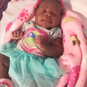 Meet your Posher, Dionne