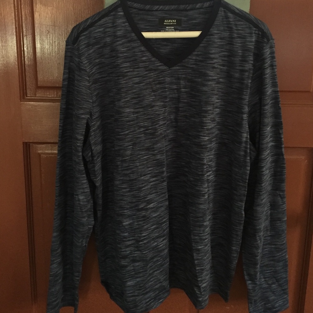 Men's long sleeve shirt