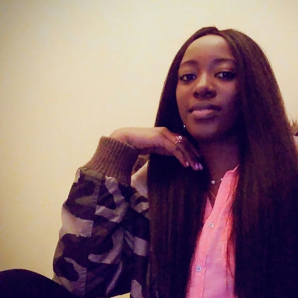 Meet your Posher, Fatima