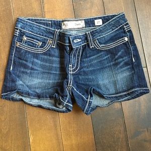 Buckle shorts