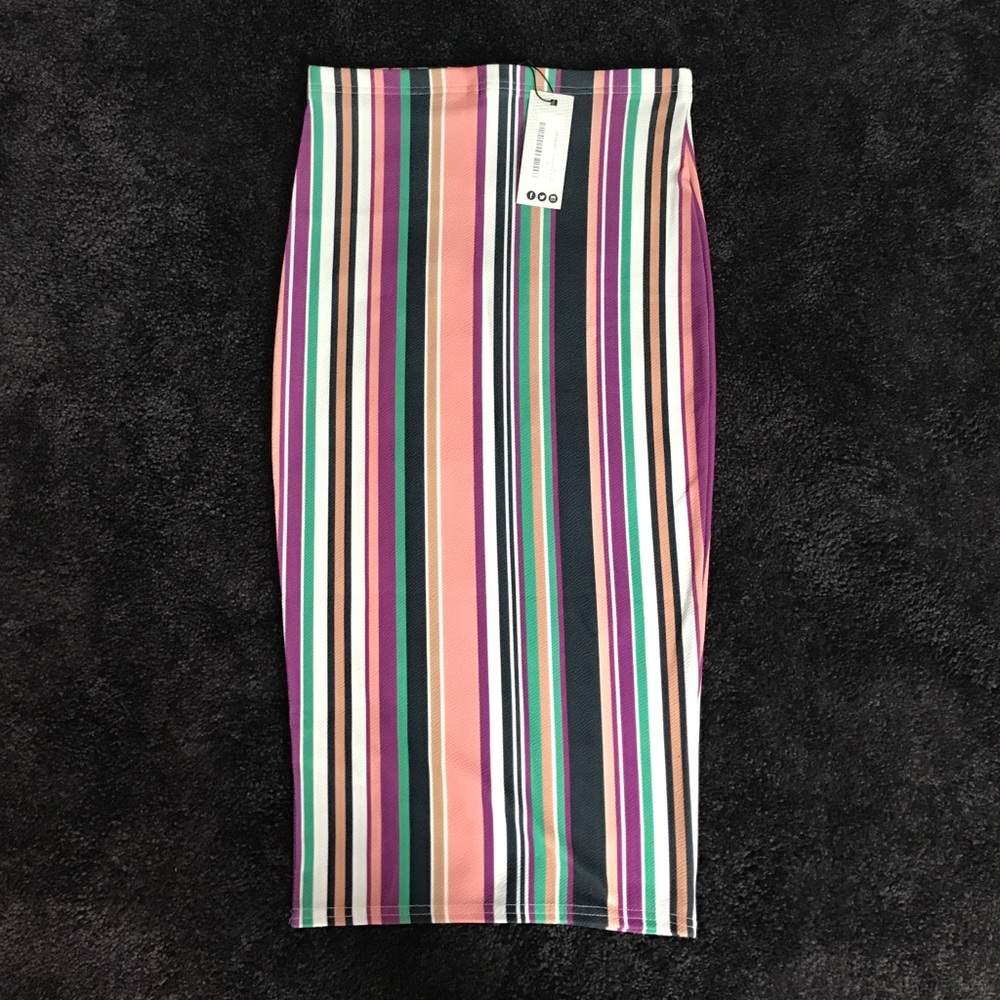 NWT Midi skirt