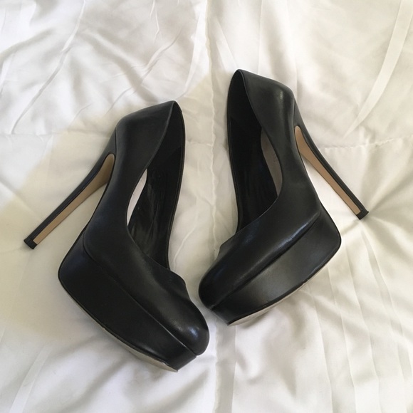 Aldo Shoes - Aldo Black Leather Pumps