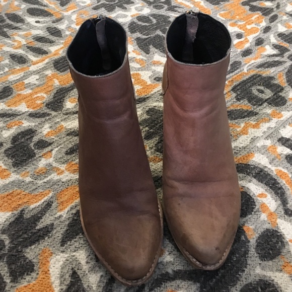 TANI Tan leather booties - Picture 2 of 4