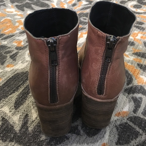 TANI Tan leather booties - Picture 4 of 4