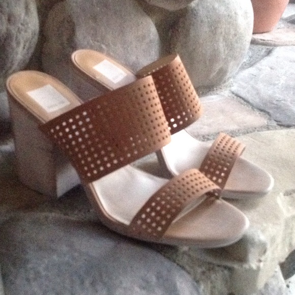 🍃💕NIB Dolce Vita Leather Block Heel Sandal - Picture 5 of 8