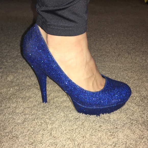 Blue glitter pumps - Picture 3 of 4