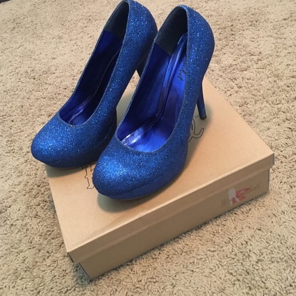 Blue glitter pumps - Picture 2 of 4