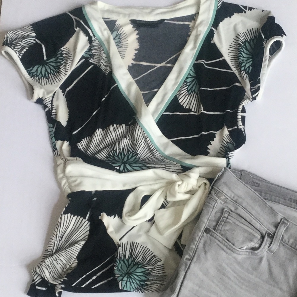 BCBG top