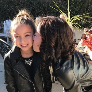 Meet your Posher, Sydnie