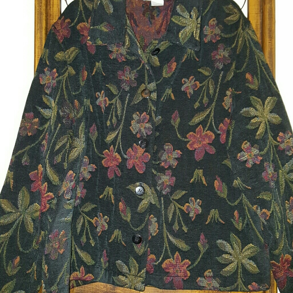Sweet black floral jacket! - Picture 2 of 4