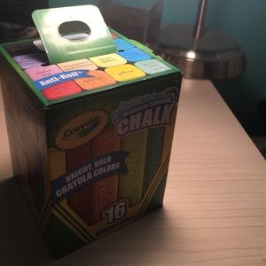 Set of crayola sidewalk chalk