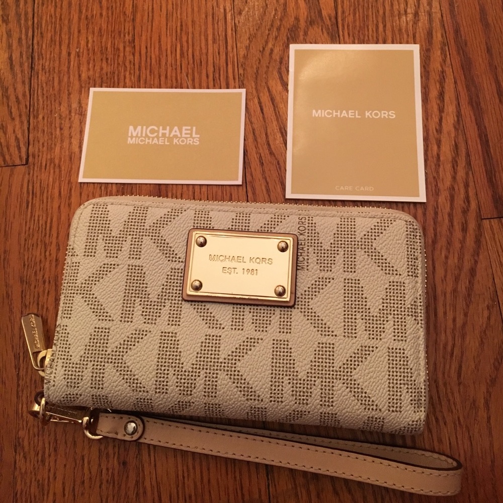 Michael Kors Monogram Wristlet Wallet