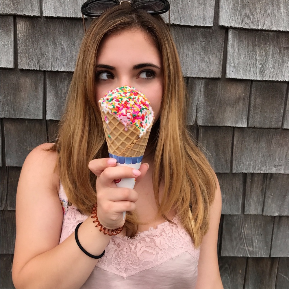 Meet your Posher, Jools