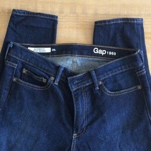 Gap Authentic True Skinny jeans