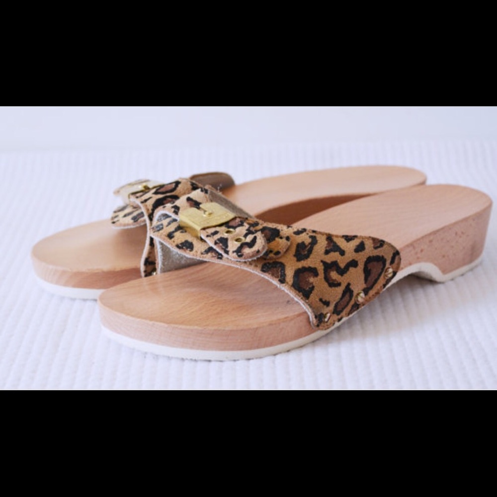 Dr. Scholl's vintage leopard print leather sandal