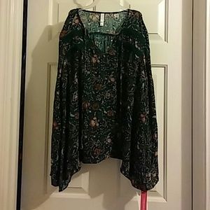 Xhilaration Peasant Top