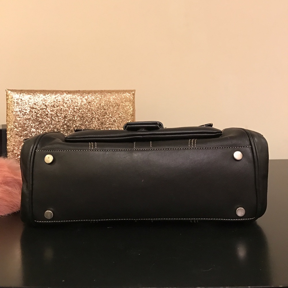 COACH purse - Picture 4 of 7