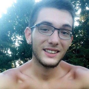 Meet your Posher, Kyle