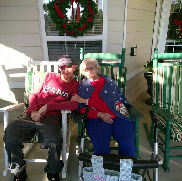 Meet your Posher, Brandon - Picture 2 of 4