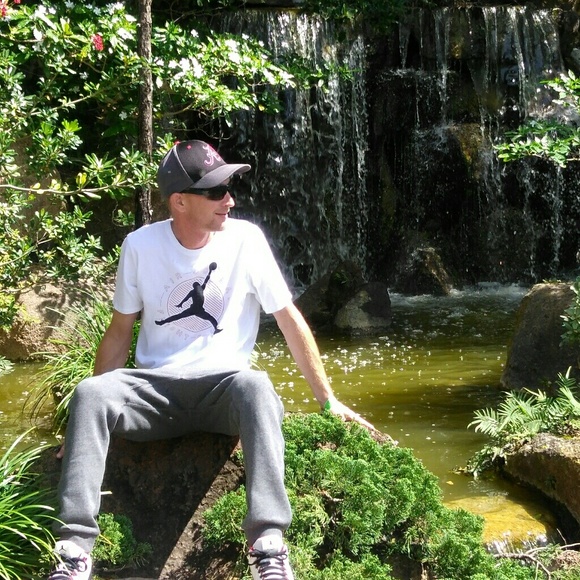 Meet your Posher, Brandon - Picture 4 of 4