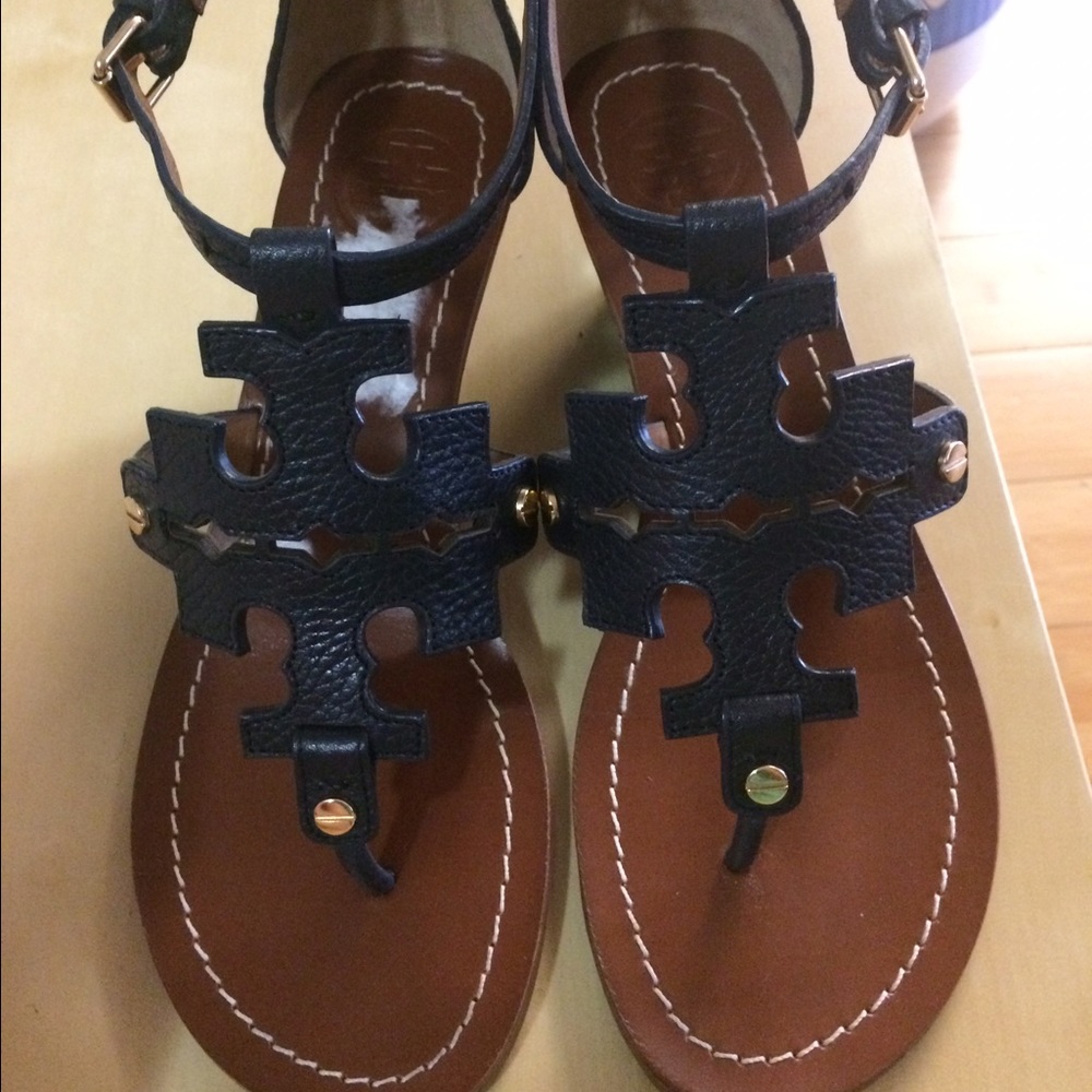 Authentic Preloved Tory Burch sandals sz 6