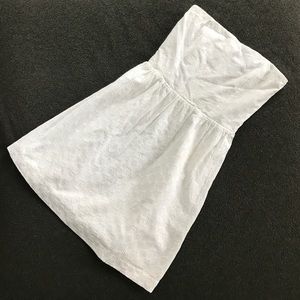 Make offer White Gap Strapless Dress. Never worn