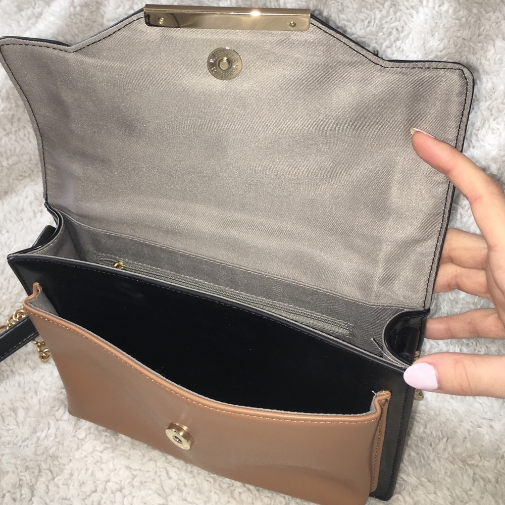 Crossbody Purse - Picture 3 of 4