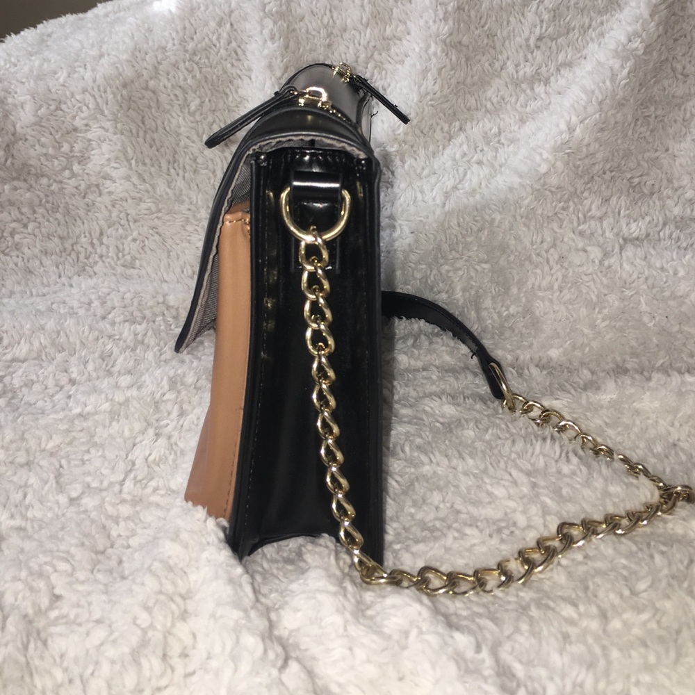 Crossbody Purse - Picture 4 of 4