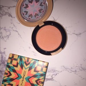 MAC Modern Mandarin powder blush *LIMITED EDITION