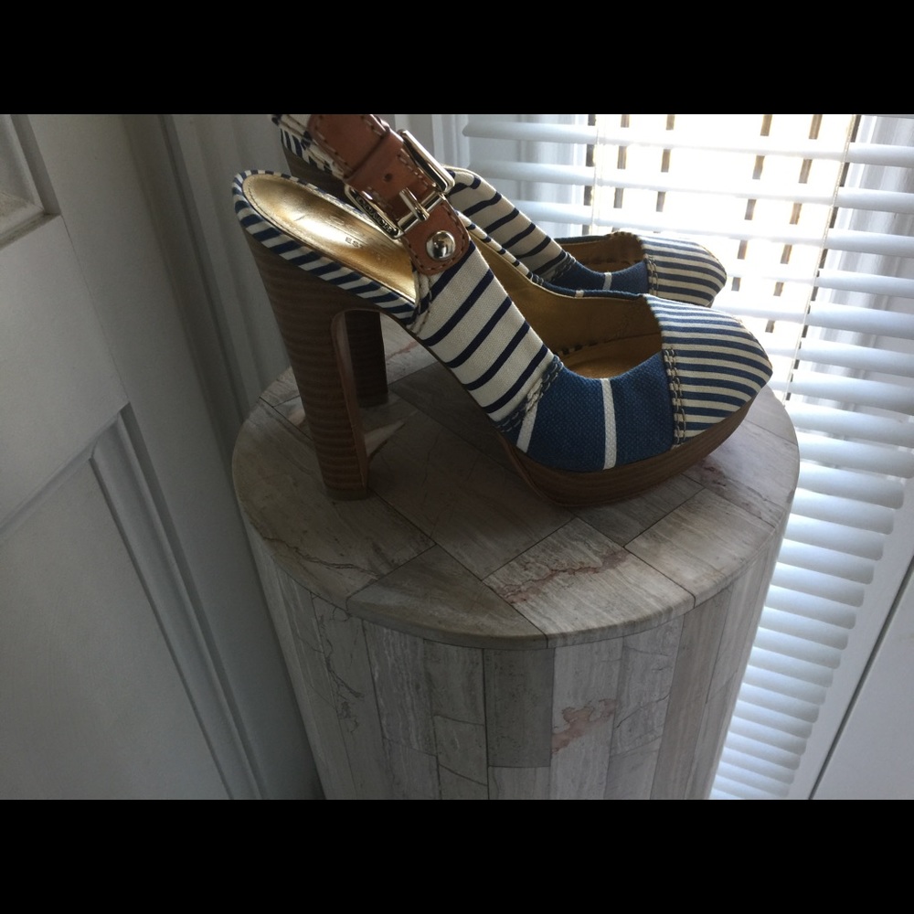 Coach Peep Toe. - image 2