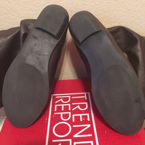 Tall brown boots - Picture 2 of 4