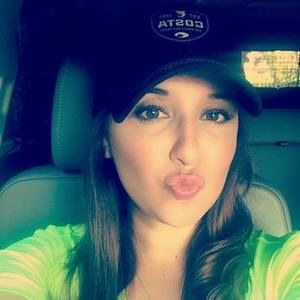 Meet your Posher, Jeannette