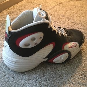 Everyday Nike air sneakers