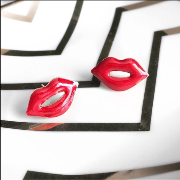 🆕New Red Lip Kiss Earrings - Picture 3 of 3