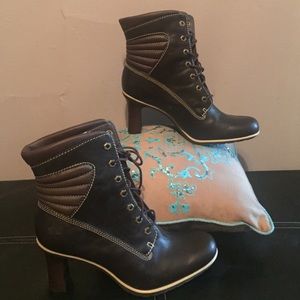 Women high heels Timberland boots.