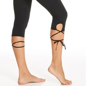 💥NWT • Fabletics •