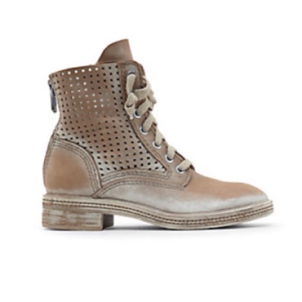 🍃💕NIB Dolce Vita Aldis Leather Combat Boot - Picture 2 of 6