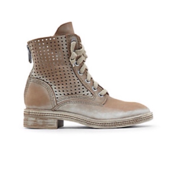 🍃💕NIB Dolce Vita Aldis Leather Combat Boot - Picture 2 of 6