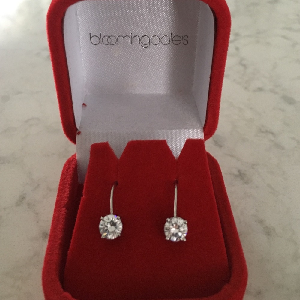 Silver dangle diamond earrings!