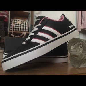 Adidas Sneaker