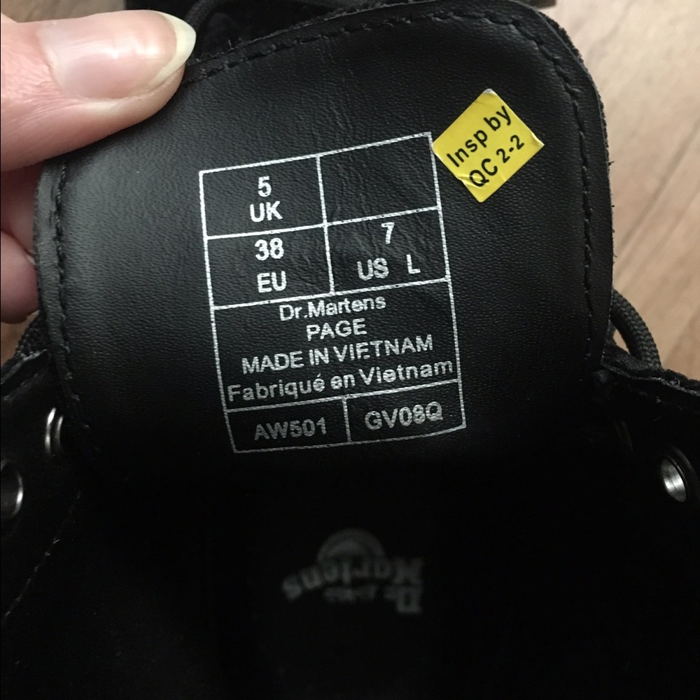 Dr. Martens page black velvet combat boots 8 - Picture 3 of 4