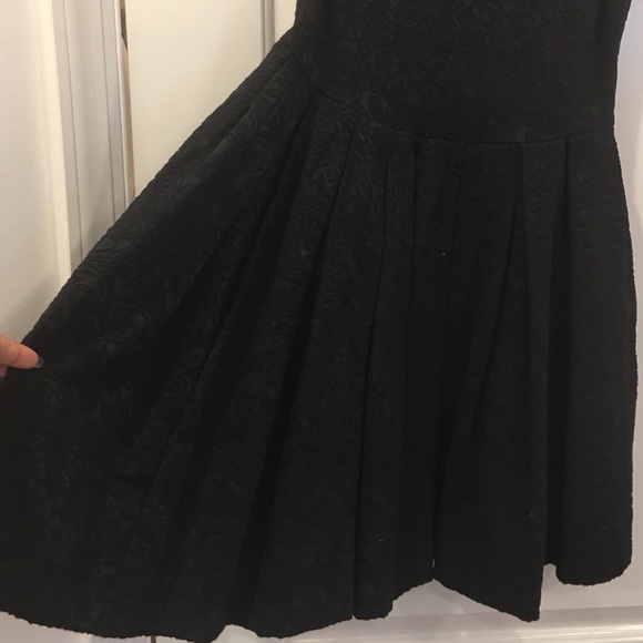 Black Zara party dress - Picture 3 of 4