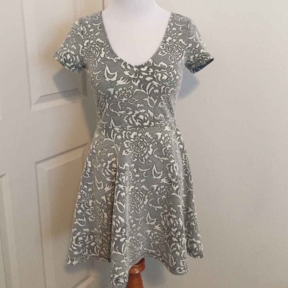 Floral print dress