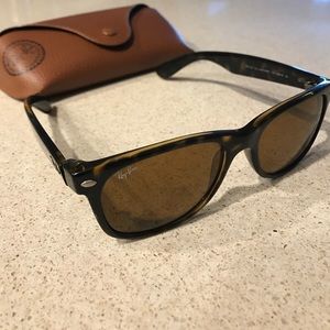 Ray-Ban wayfarer classic
