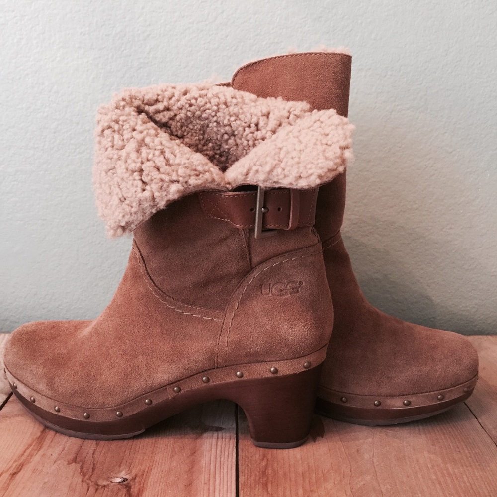 Women's Ugg Ankle Boots