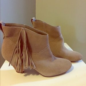 AE booties