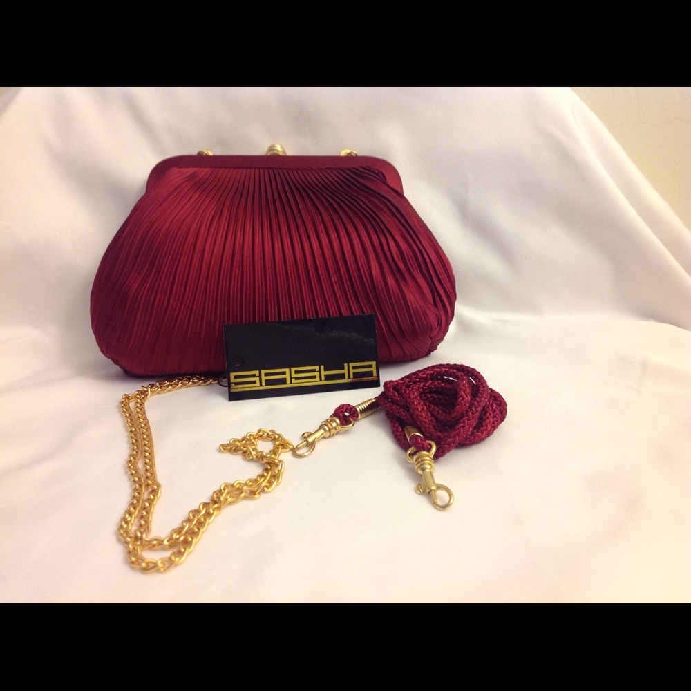 Small wine,  shoulder/hand bag.