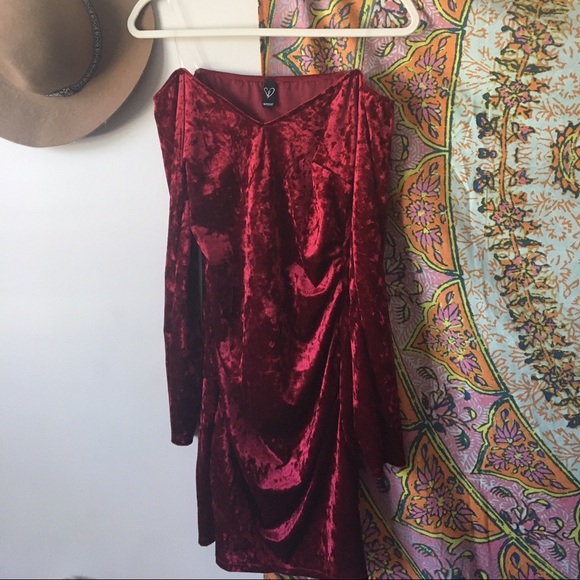 Velvet Dress - Picture 2 of 2