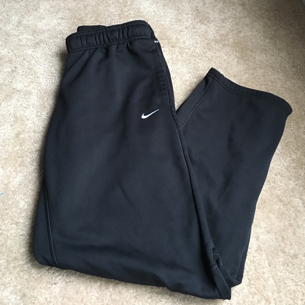 Nike therma-fit sweatpants