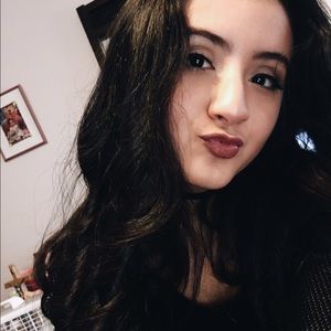 Meet your Posher, Tori